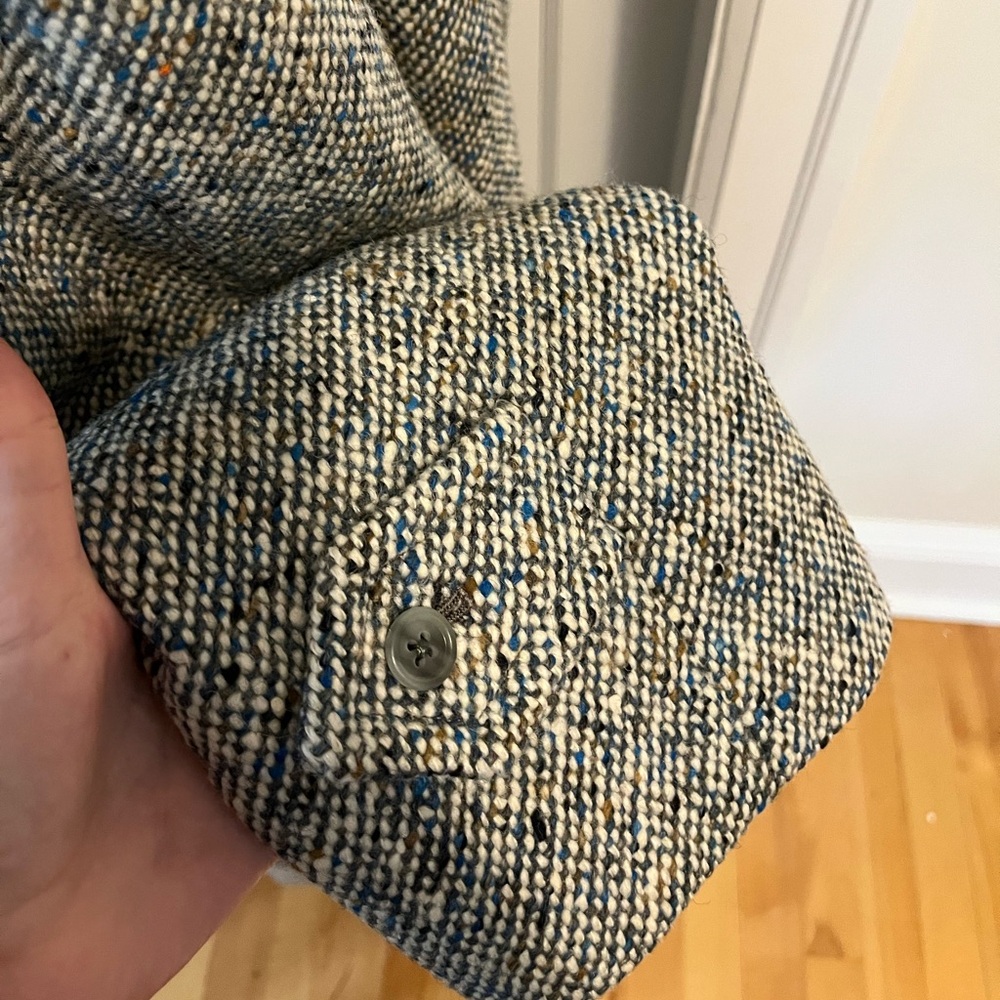Burberry Gray Tweed Wool Blend Coat - Picture 3 of 10